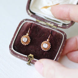 Boucles d'oreilles Dormeuses en or rose et diamants - Castafiore