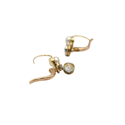 Boucles d'oreilles Dormeuses en or rose, perles et diamants - Castafiore