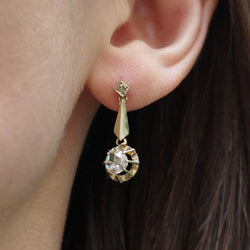 Boucles d'oreilles Dormeuses en or rose, platine et diamant - Castafiore