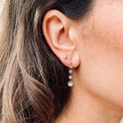 Boucles d'oreilles Dormeuses pendantes diamants en or jaune et blanc - Castafiore