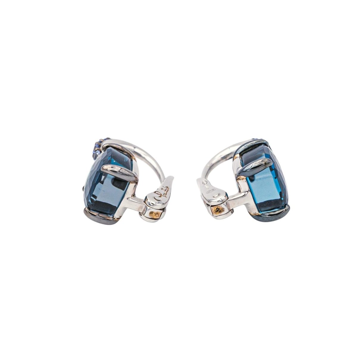 Boucles d'oreilles Dormeuses POMELLATO "Baby" en or blanc, topazes et saphirs - Castafiore