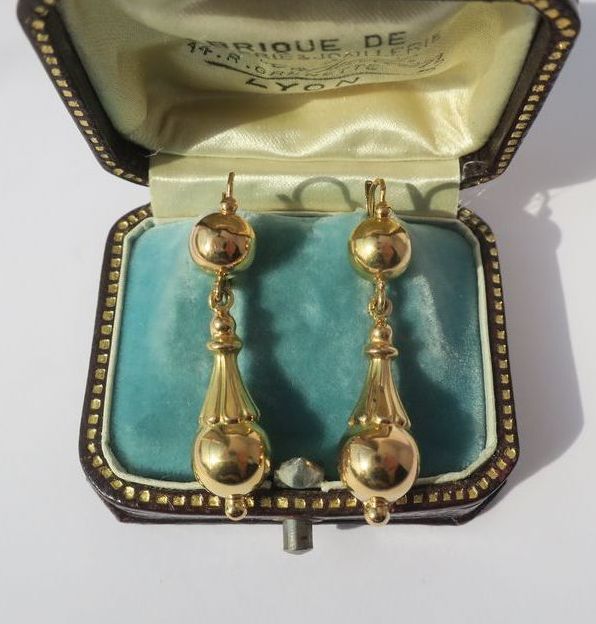 Boucles d’oreilles dormeuses XIXe en or jaune et rose - Castafiore
