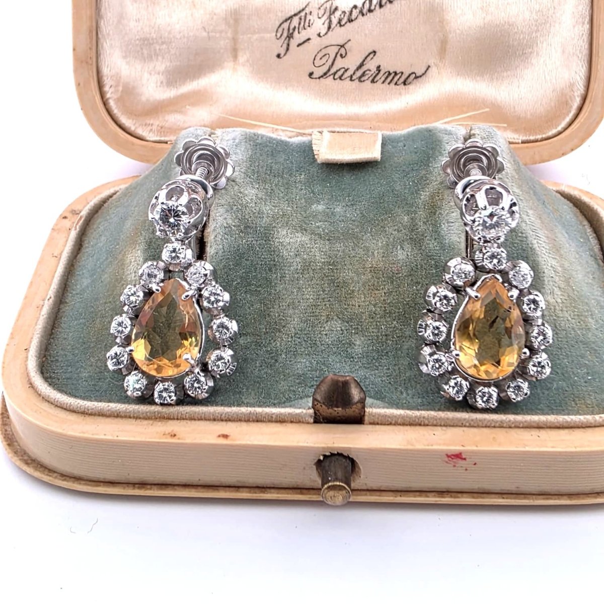 Boucles d'oreilles en or blanc, citrines et diamants - Castafiore