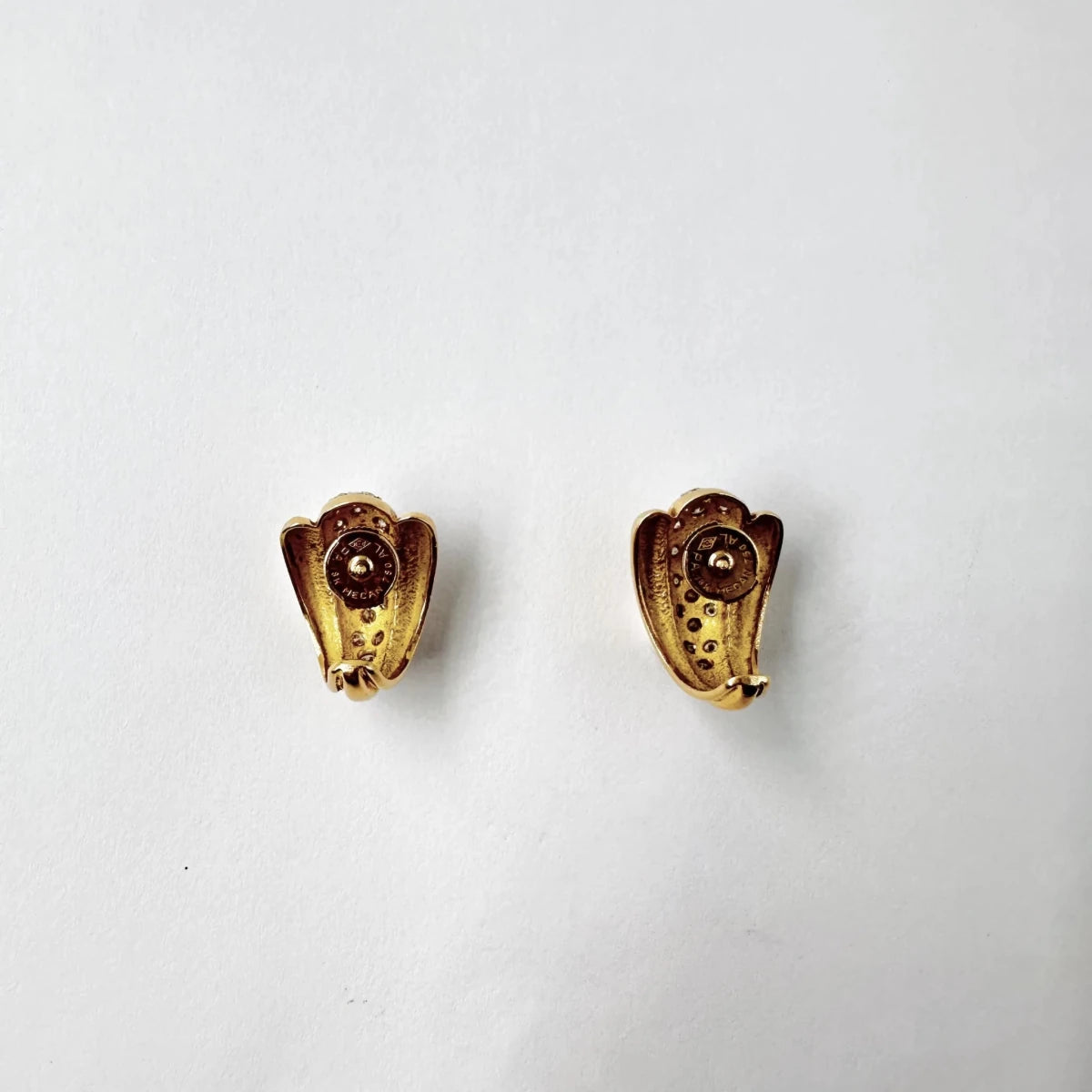 Boucles d'oreilles en or blanc, or jaune et diamants - Castafiore