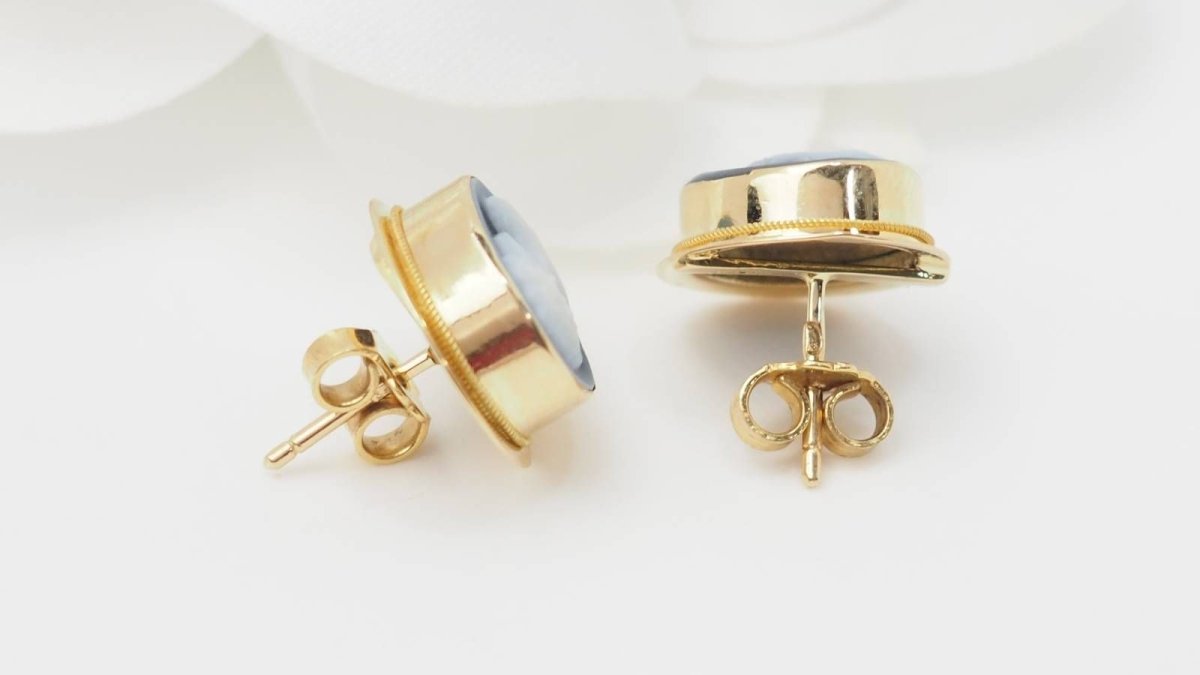 Boucles d'oreilles en or jaune 18kt 750 et camée sur onyx - Castafiore