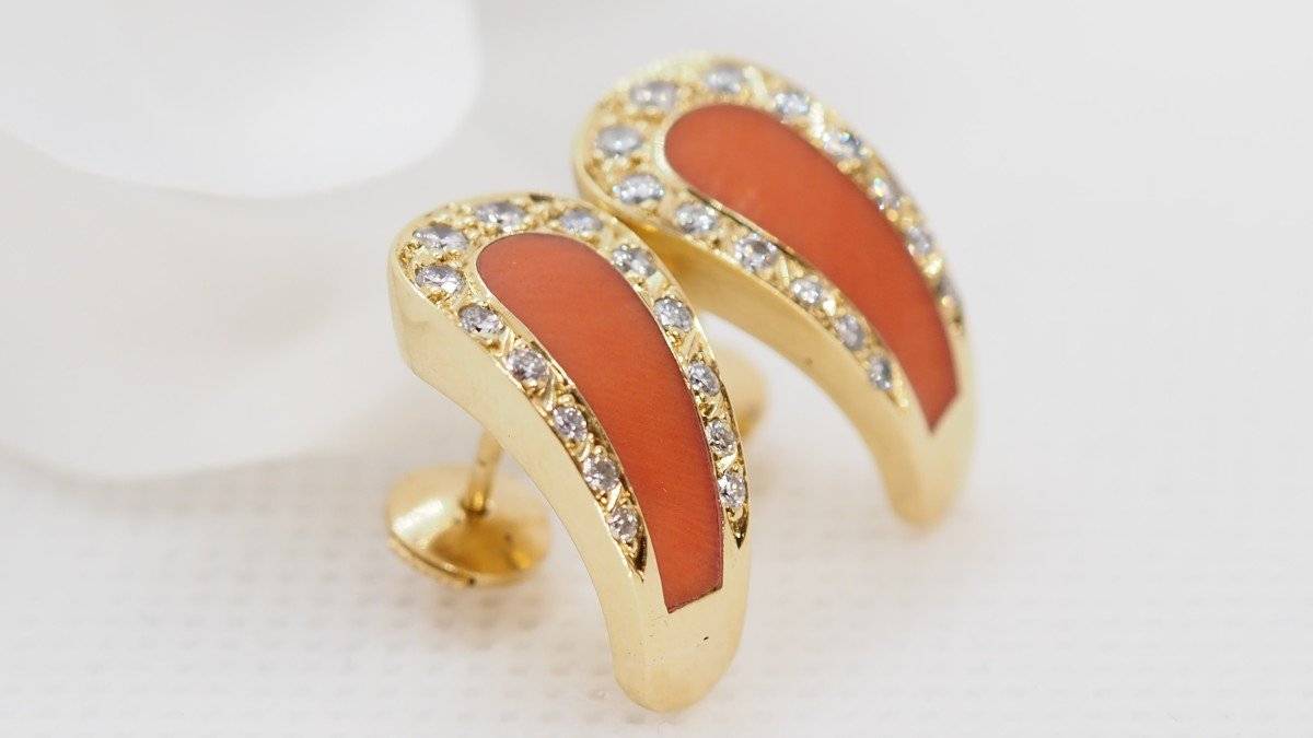 Boucles d'oreilles en or jaune corail et diamants - Castafiore