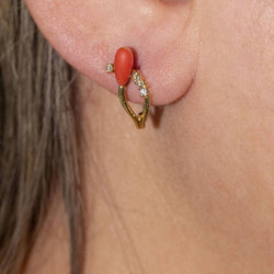 Boucles d'oreilles en or jaune et corail - Castafiore