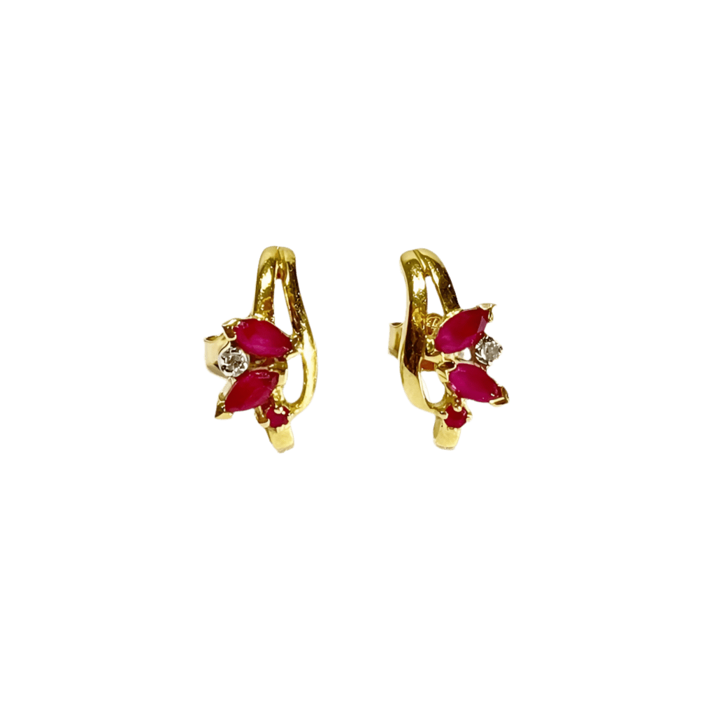 Boucles d'oreilles en or jaune, rubis et diamant - Castafiore