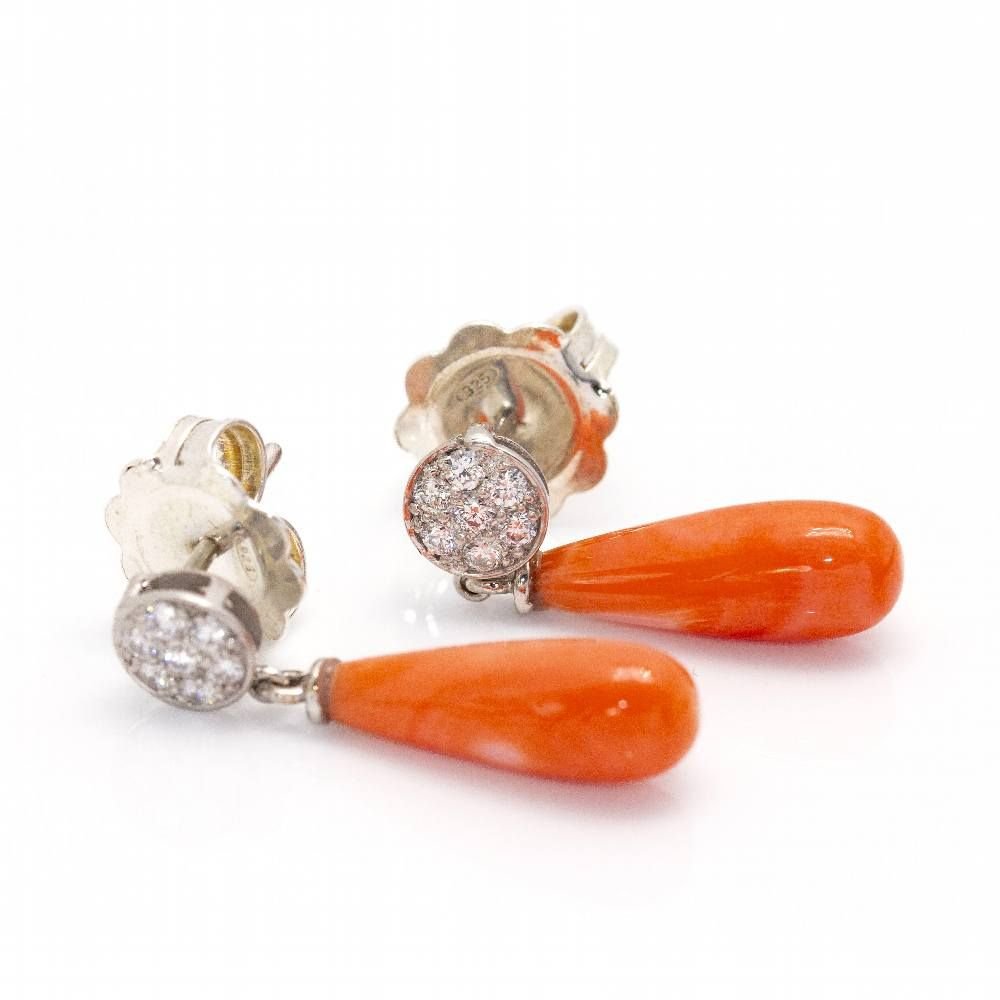 Boucles d'oreilles en oréilles en blanc et corail - Castafiore