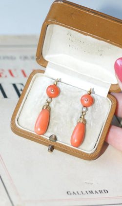 Boucles d'Oreilles Gouttes Corail - Castafiore
