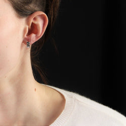 Boucles d'oreilles or blanc diamants modernes - Castafiore