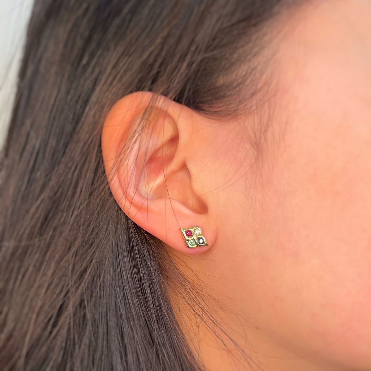 Boucles D'Oreilles - Or, Diamants, Saphirs, Rubis, Emeraudes