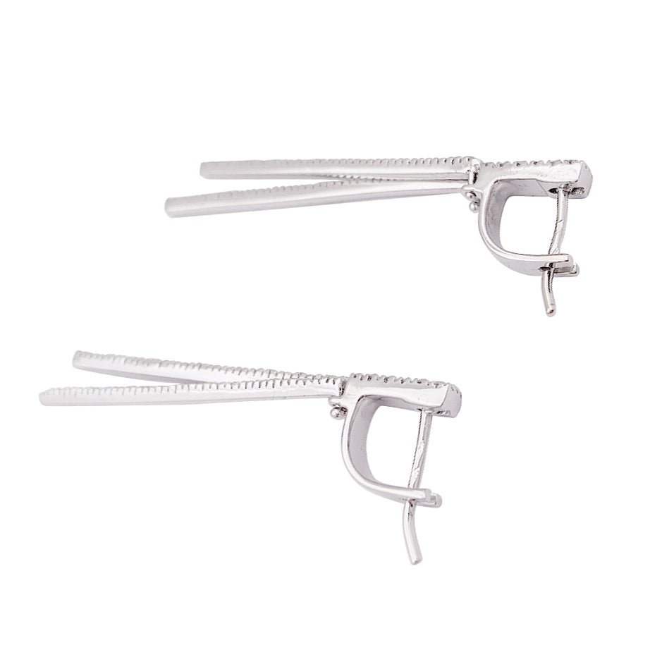 Boucles d'oreilles Pendantes, "Barettes" en or blanc et diamants - Castafiore