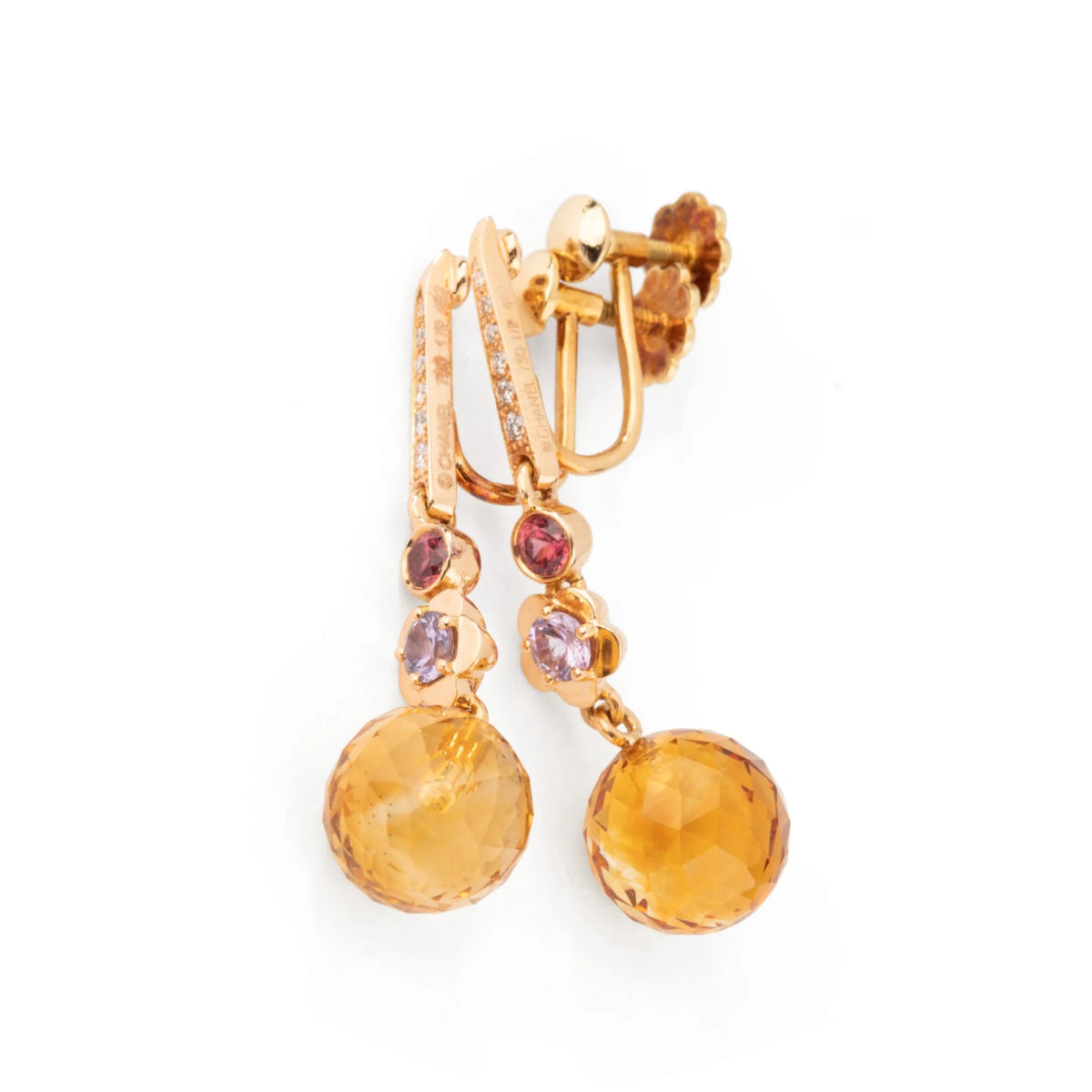 Boucles d'oreilles Pendantes CHANEL "Mademoiselle" en or jaune, citrines, rubellites, améthystes et diamants - Castafiore