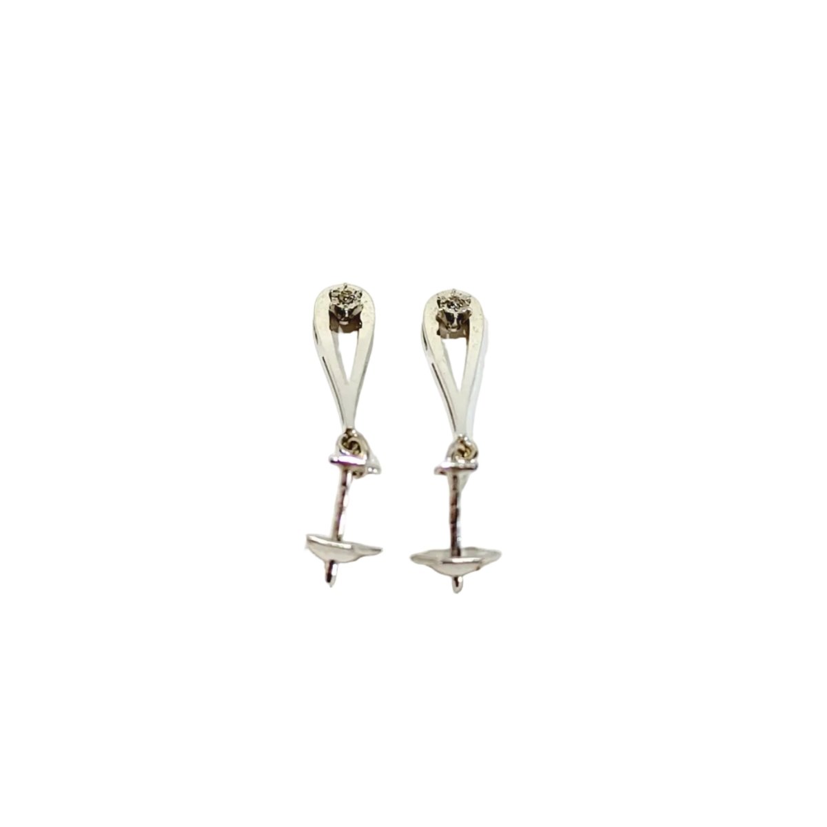 Boucles d’oreilles Pendantes en or blanc et diamants - Castafiore