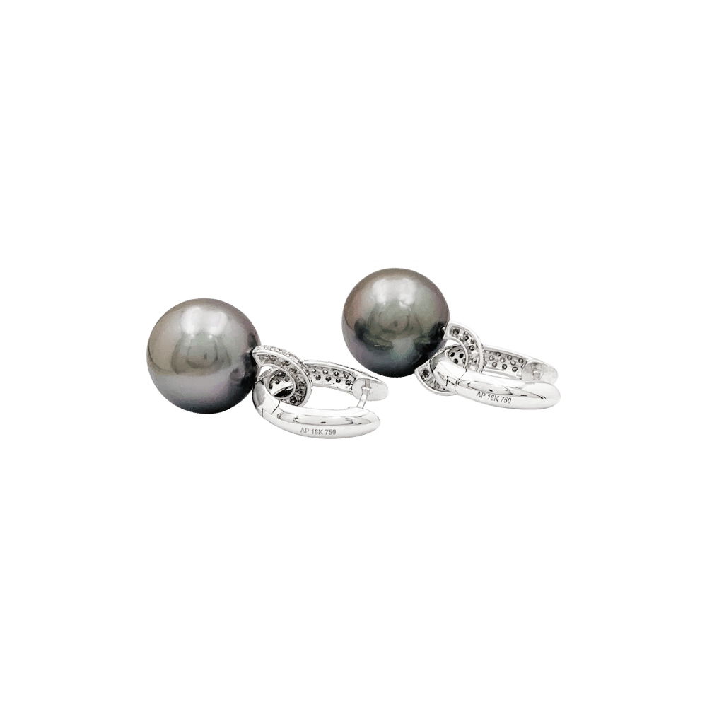 Boucles d'oreilles Pendantes en or blanc, perles et diamants - Castafiore