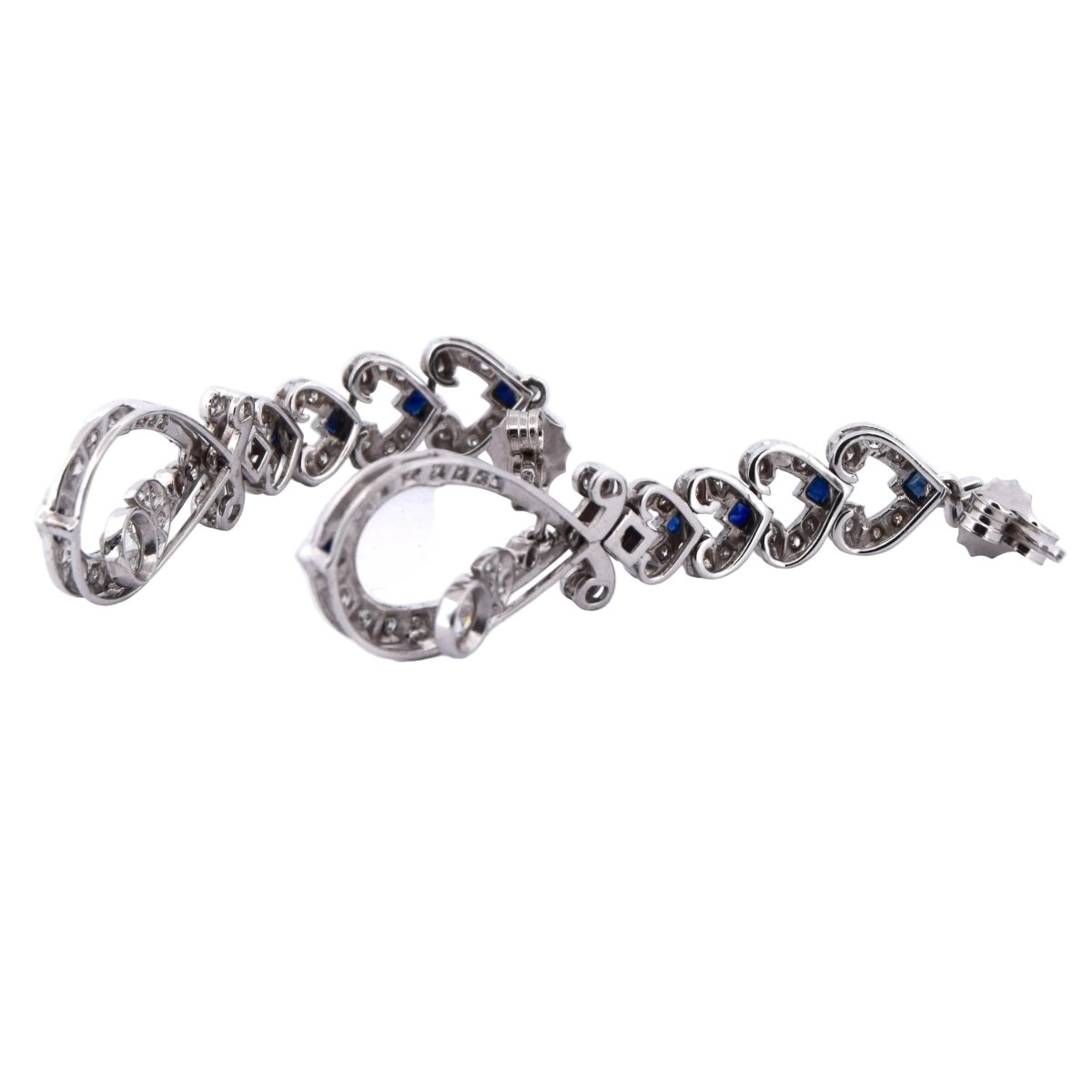 Boucles d'oreilles Pendantes en or blanc, saphirs et diamants - Castafiore