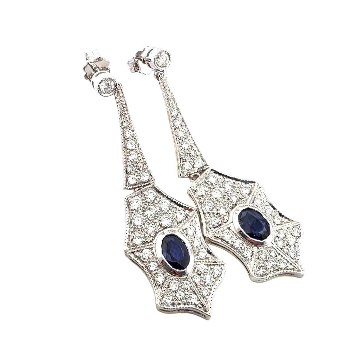Boucles d'oreilles Pendantes en or blanc, saphirs et diamants - Castafiore