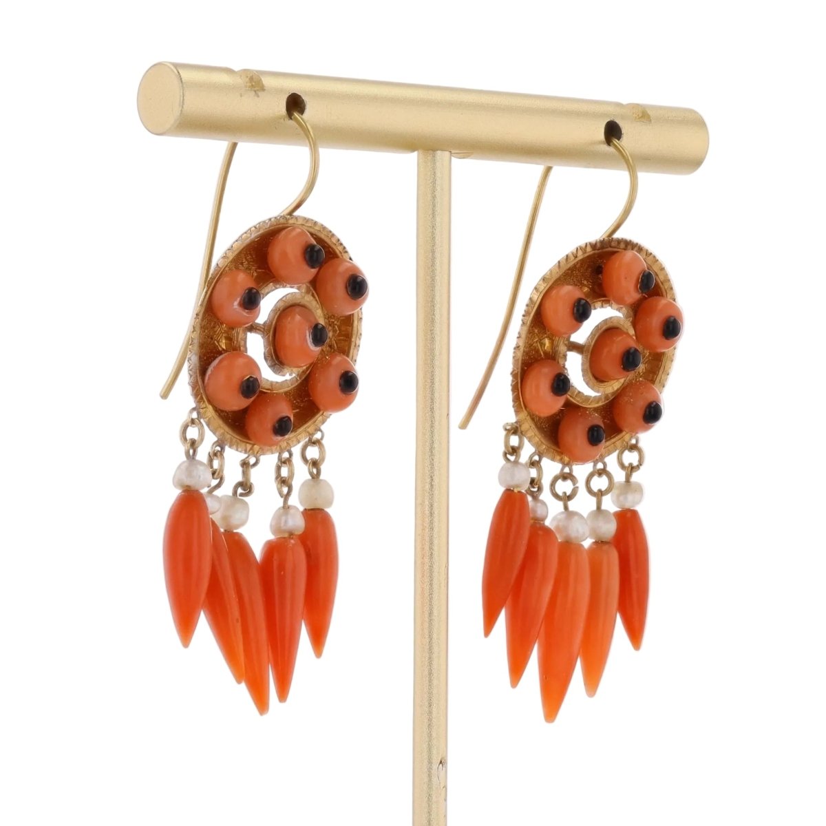 Boucles d'oreilles Pendantes en or jaune, corail, onyx et perles - Castafiore