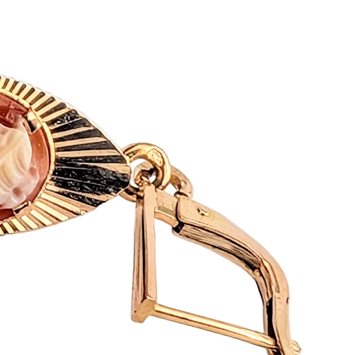 Boucles d'oreilles Pendantes en or jaune et camées - Castafiore