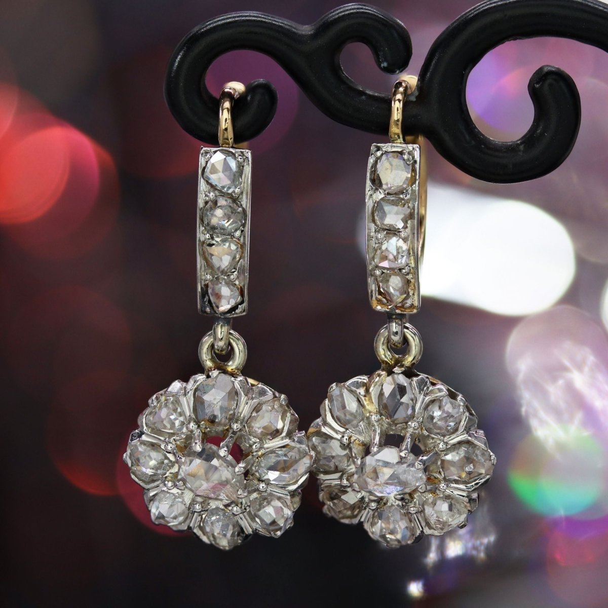 Boucles d'oreilles pendantes en or jaune et platine avec diamants - Castafiore