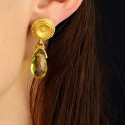 Boucles d'oreilles pendantes en or jaune et quartz lemon - Castafiore