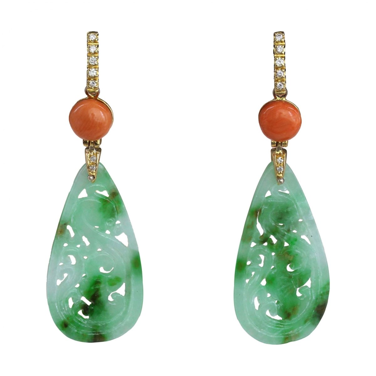 Boucles d'oreilles Pendantes en or jaune, jade, corail et diamants - Castafiore