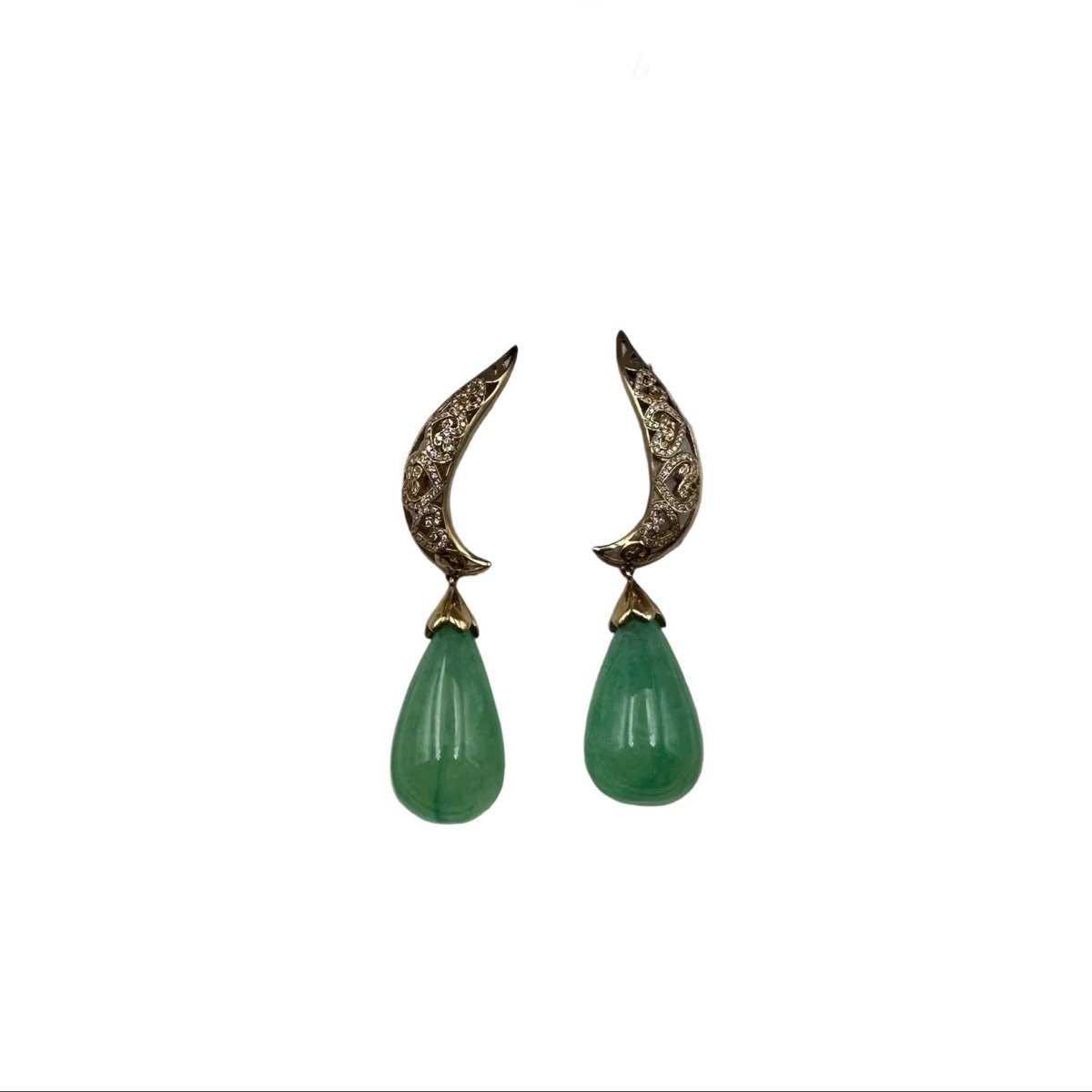 Boucles d'oreilles Pendantes en or jaune, jade et diamants - Castafiore
