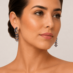 Boucles d'oreilles Pendantes en or jaune, saphirs et diamants - Castafiore