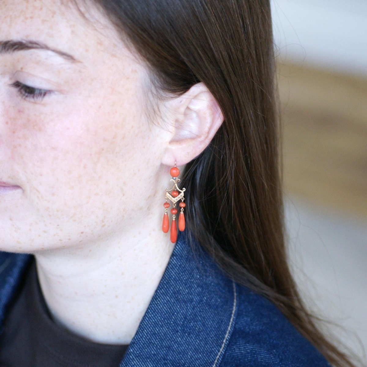 Boucles d'oreilles Pendantes en or rose et corail - Castafiore