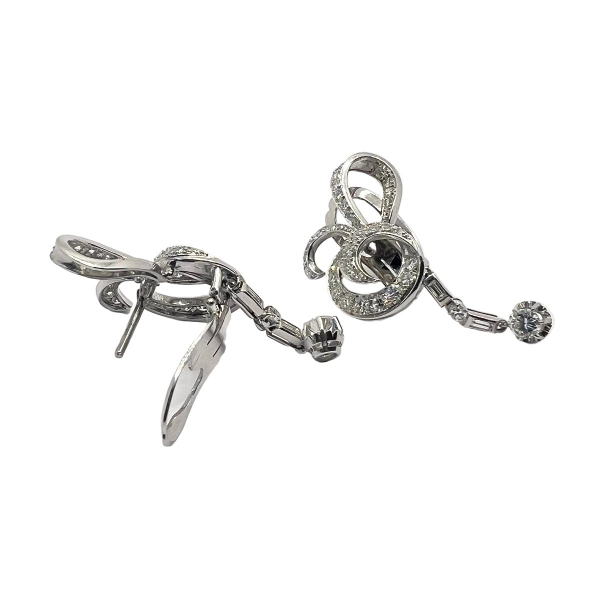 Boucles d'oreilles Pendantes en platine et diamants - Castafiore