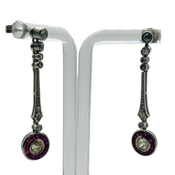Boucles d'oreilles Pendantes en platine, rubis et diamants - Castafiore