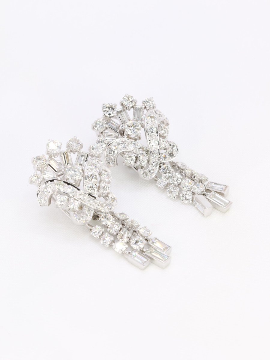 Boucles d'oreilles pendantes or blanc diamants 8,5 carats - Castafiore