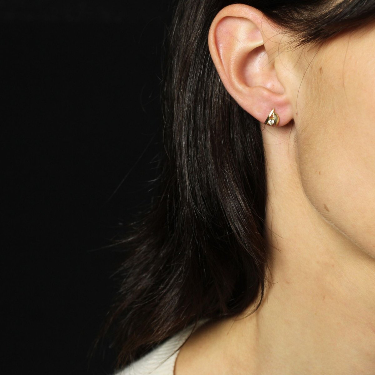 Boucles d'oreilles pierres blanches en or jaune - Castafiore