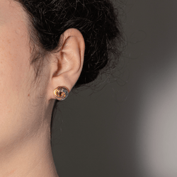 Boucles d'oreilles Puces CARTIER "Trinity" en or jaune, or blanc et or rose - Castafiore