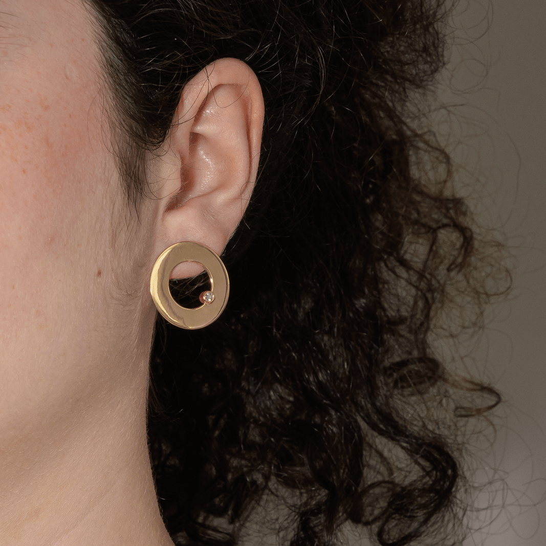 Boucles d'oreilles Puces DINH VAN "Target" en or jaune et diamant - Castafiore