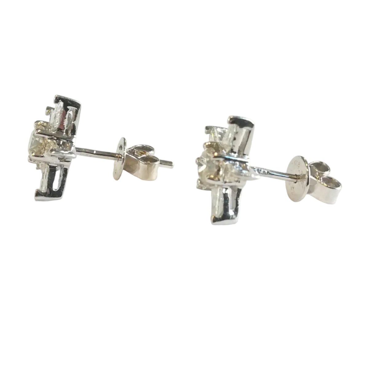 Boucles d'oreilles Puces en or blanc et diamants - Castafiore