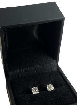 Boucles d'oreilles Puces en or blanc et diamants - Castafiore