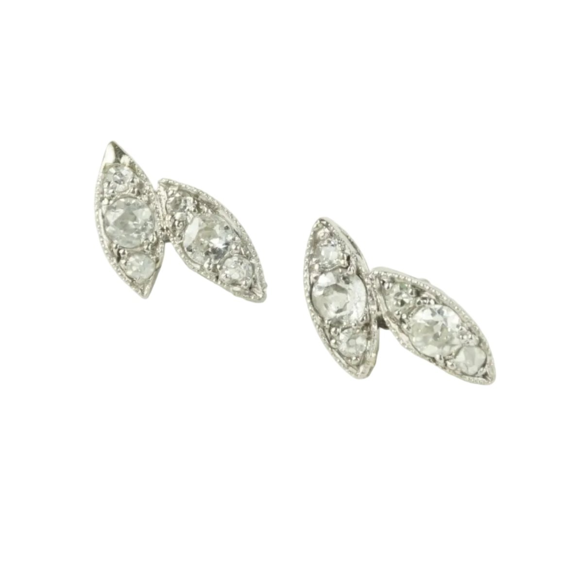 Boucles d'oreilles Puces en or blanc et diamants - Castafiore