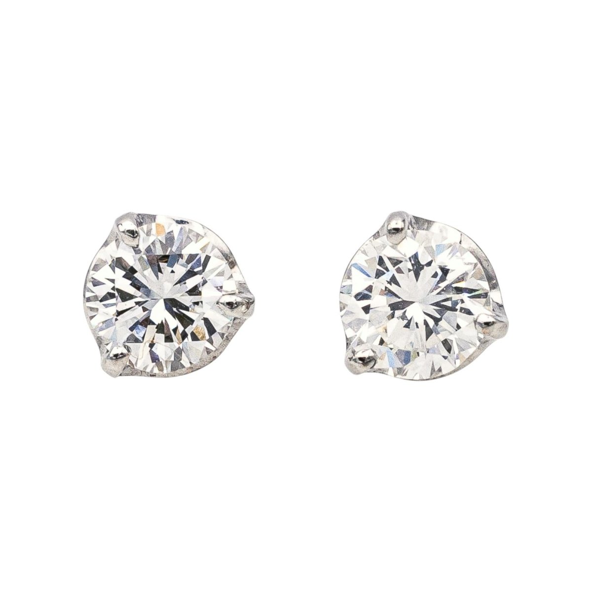 Boucles d'oreilles Puces en or blanc et diamants - Castafiore