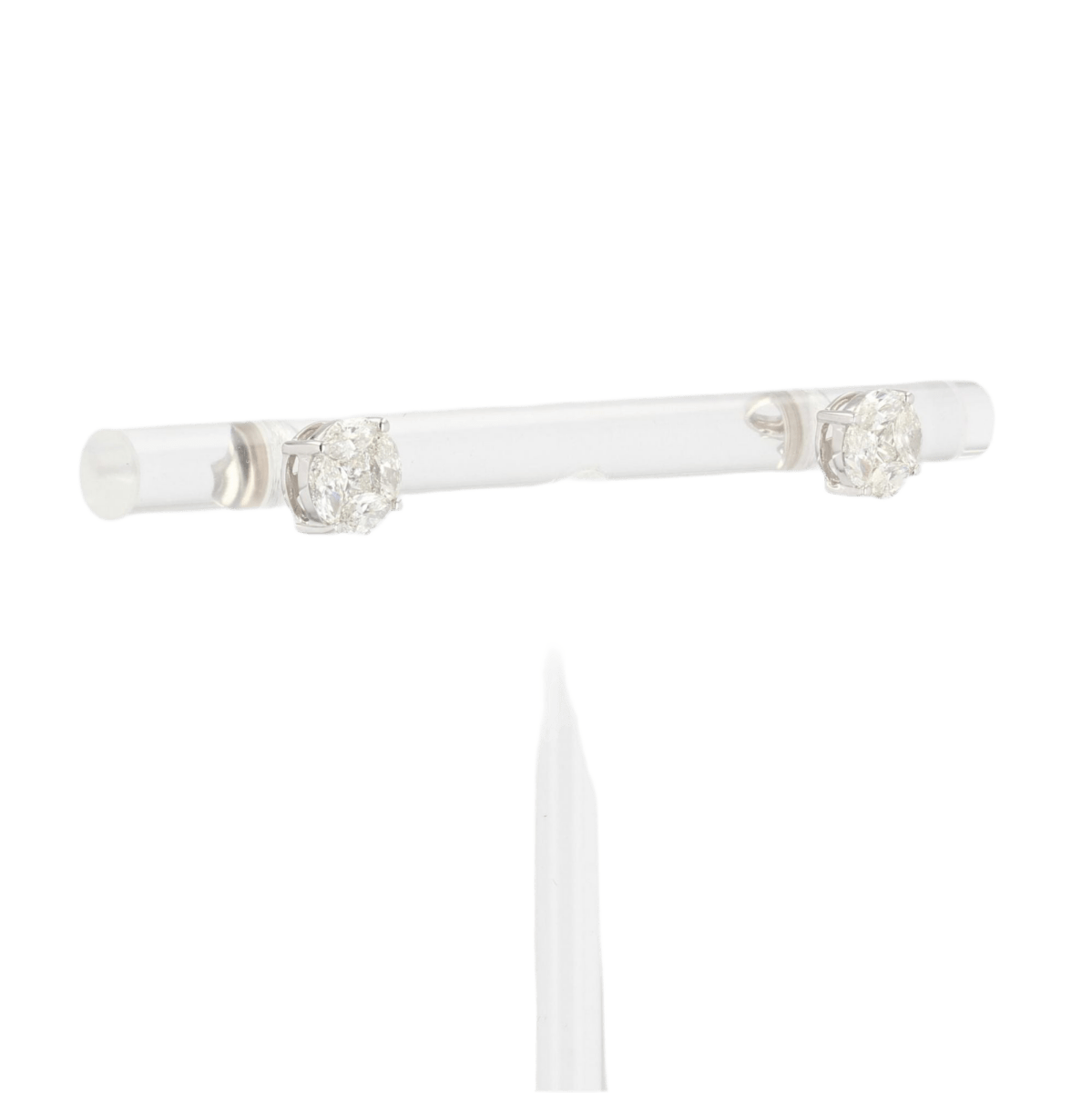 Boucles d'oreilles Puces en or blanc et diamants - Castafiore