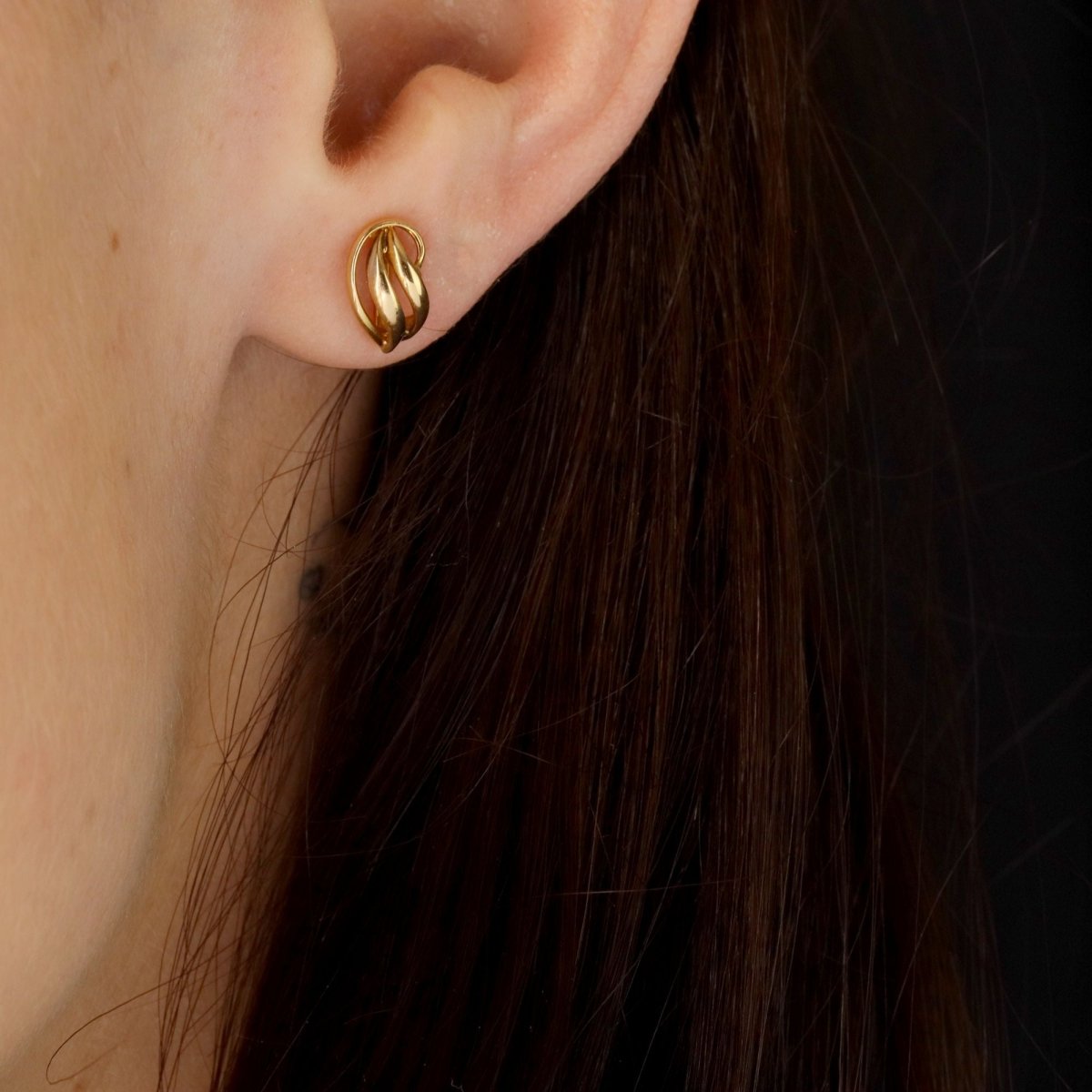 Boucles d'oreilles puces en or jaune - Castafiore