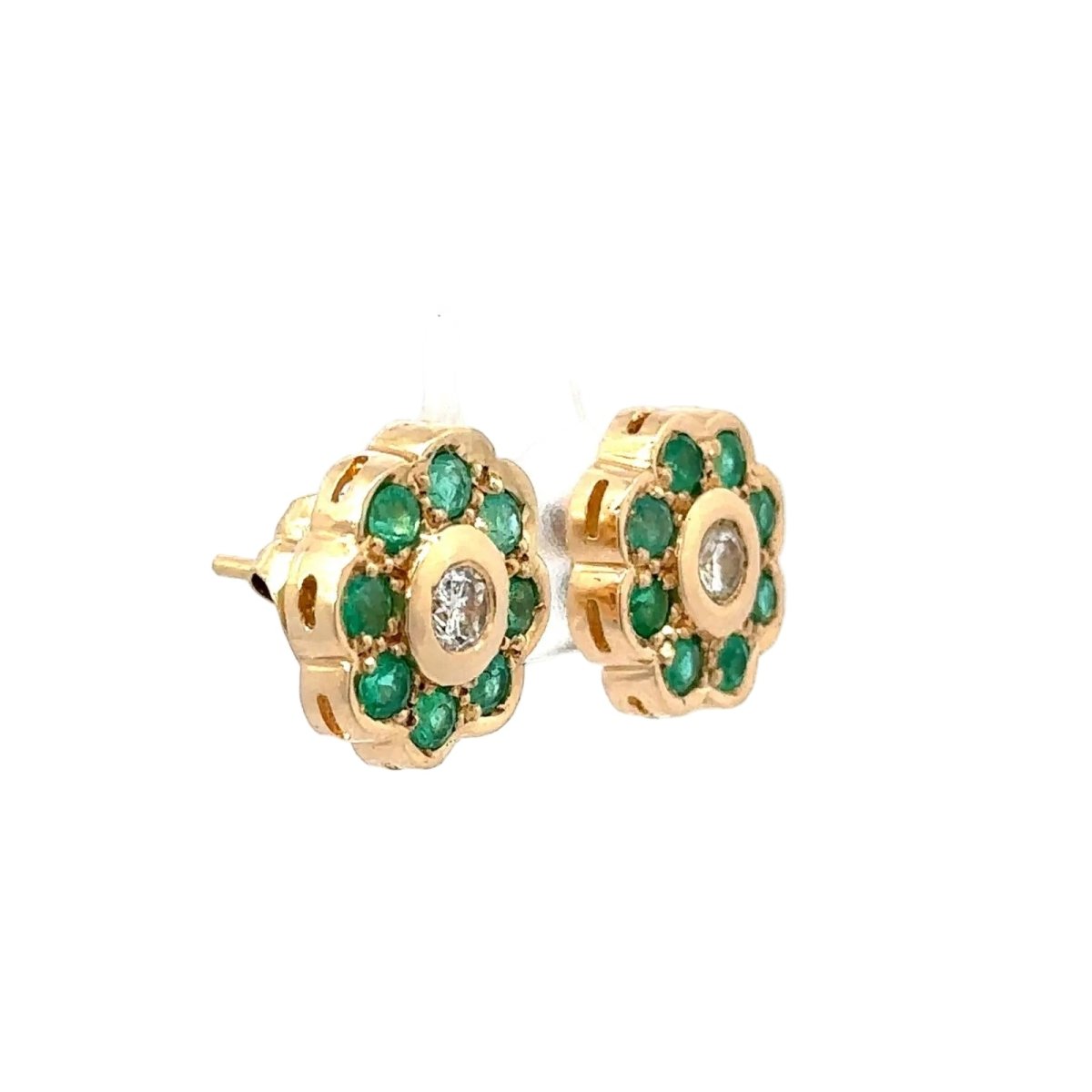 Boucles d'oreilles Puces en or jaune, émeraudes et diamants - Castafiore