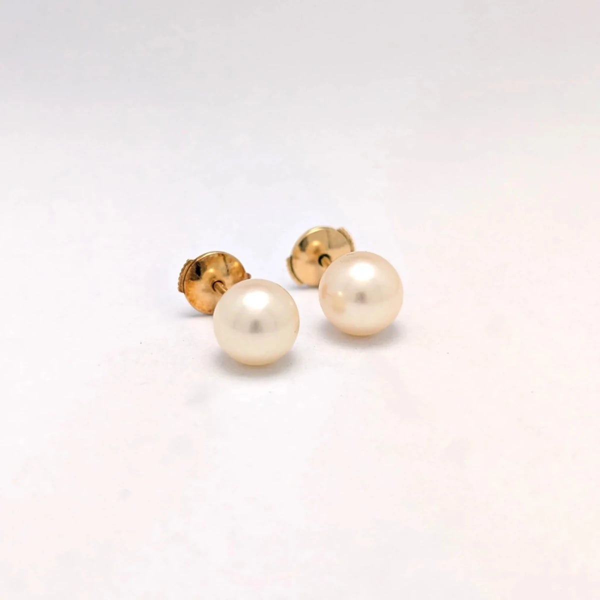 Boucles d’oreilles Puces en or jaune et perles - Castafiore