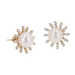 Boucles d'oreilles Puces en or jaune, perle et diamants - Castafiore