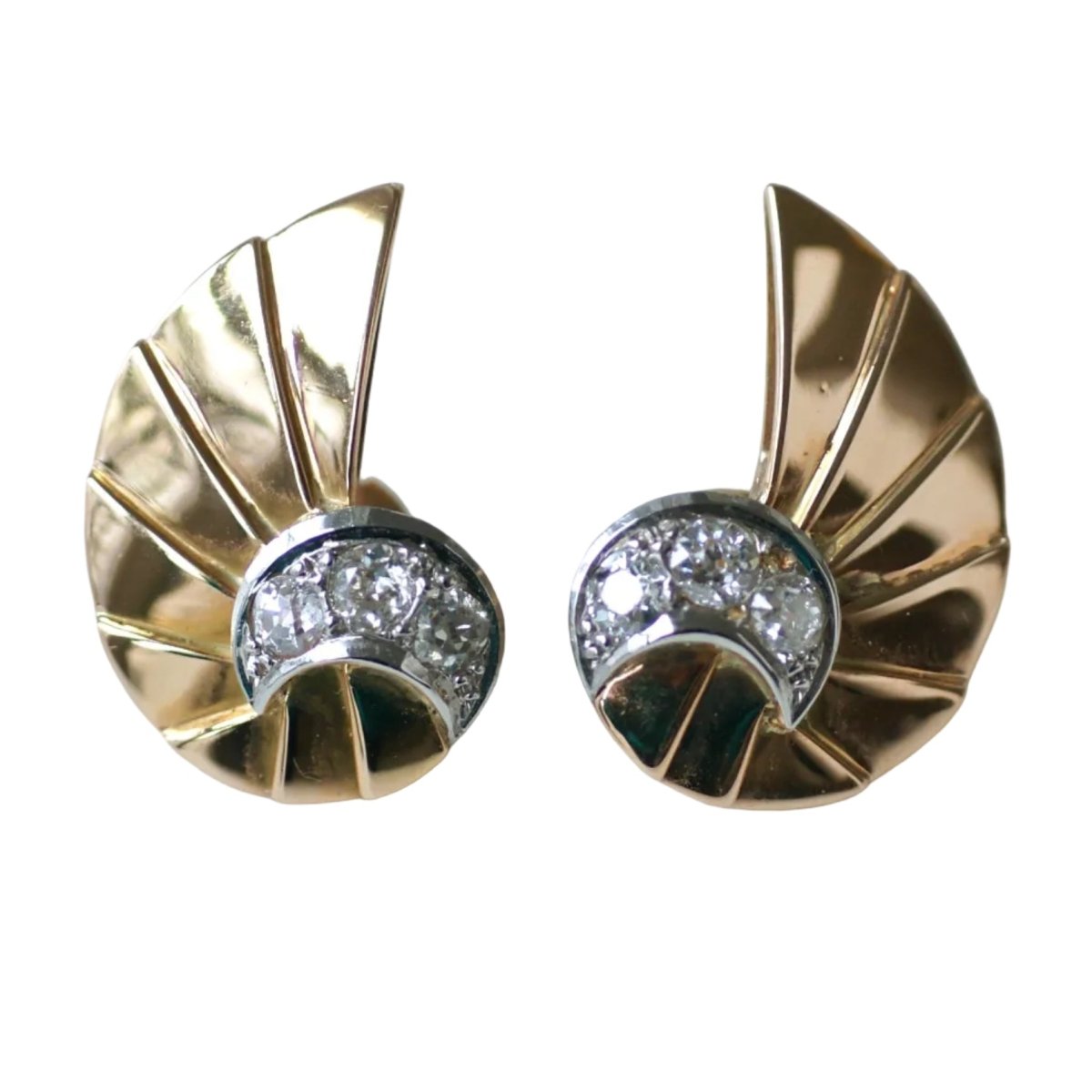 Boucles d'oreilles Puces en or rose, platine et diamants - Castafiore