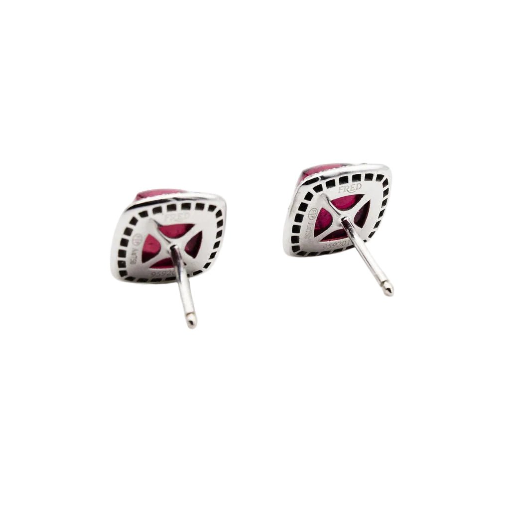 Boucles d'oreilles Puces FRED "Pain de sucre" en or blanc, tourmaline rose et diamants - Castafiore