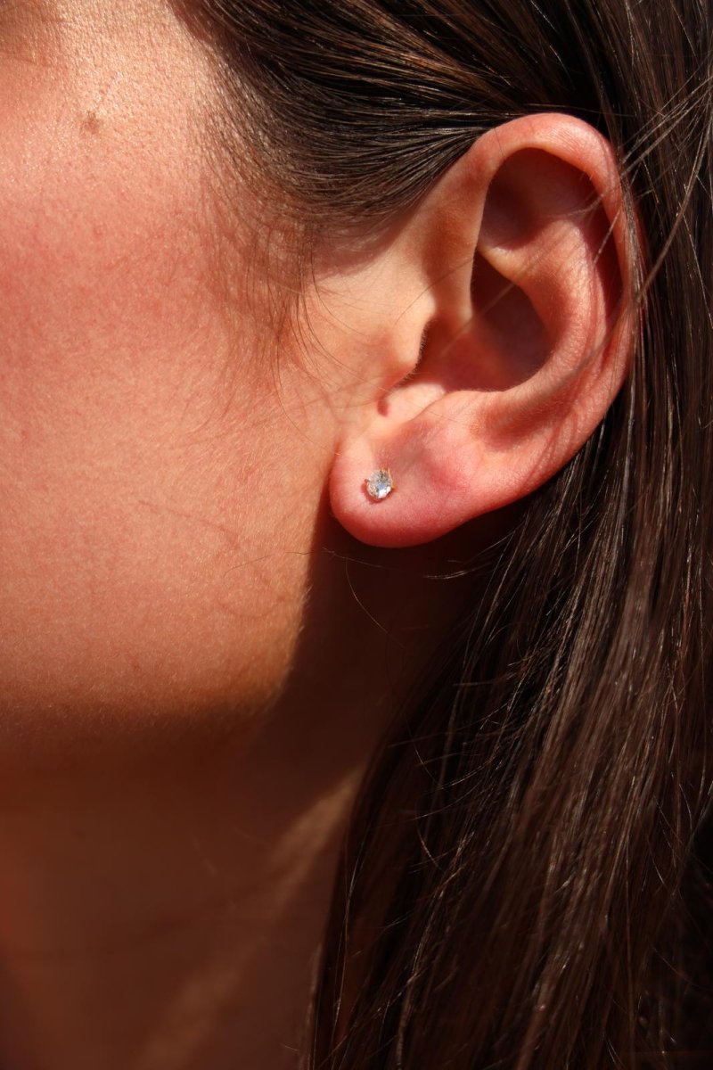 Boucles d'oreilles puces Or jaune Diamant - Castafiore