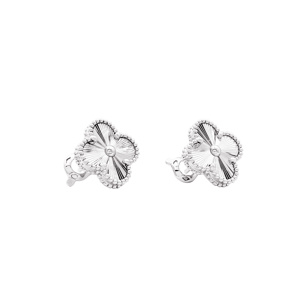Boucles d'oreilles Puces VAN CLEEF & ARPELS "Vintage Alhambra" en or blanc - Castafiore