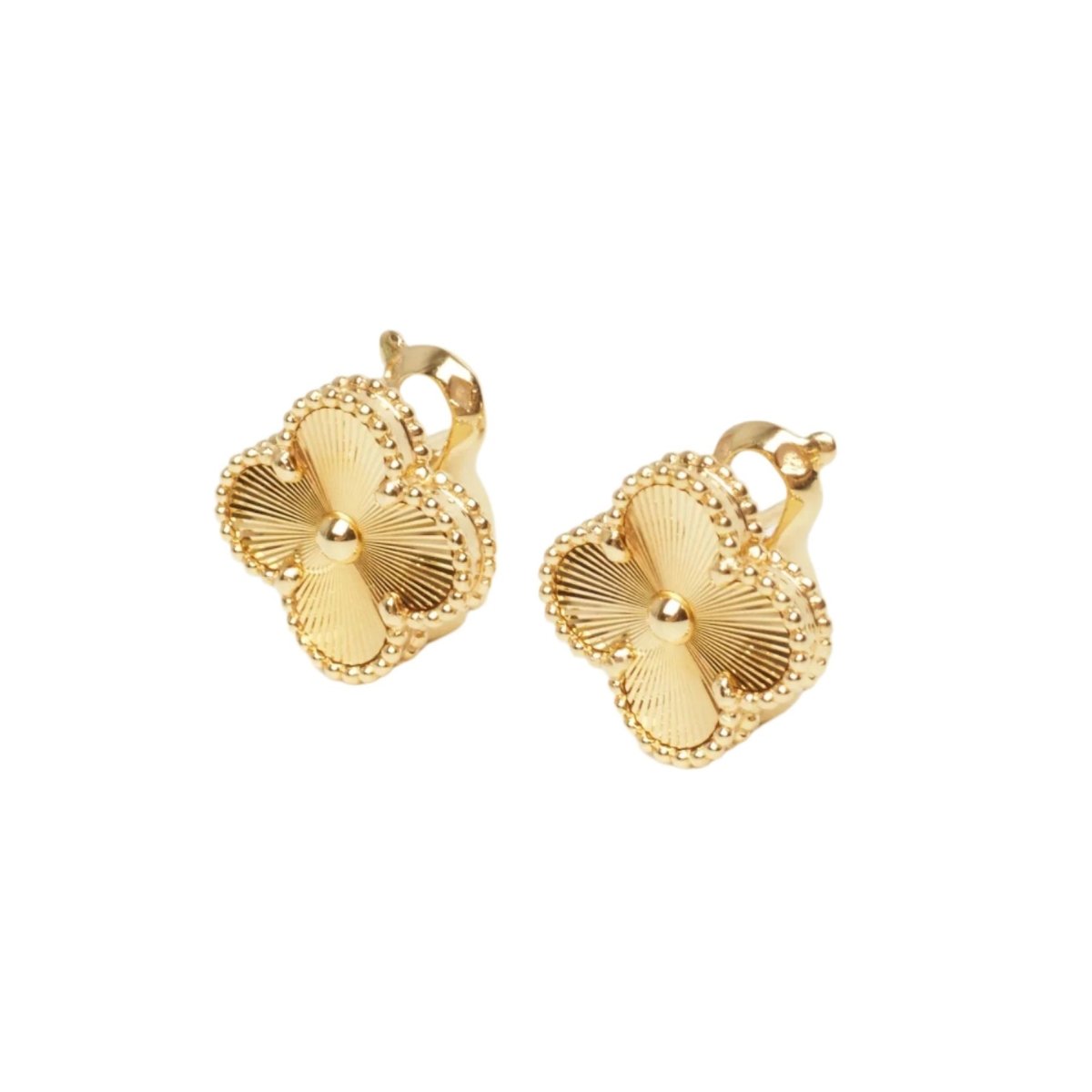 Boucles d’oreilles VAN CLEEF & ARPELS "Alhambra Guilloché" en or jaune - Castafiore